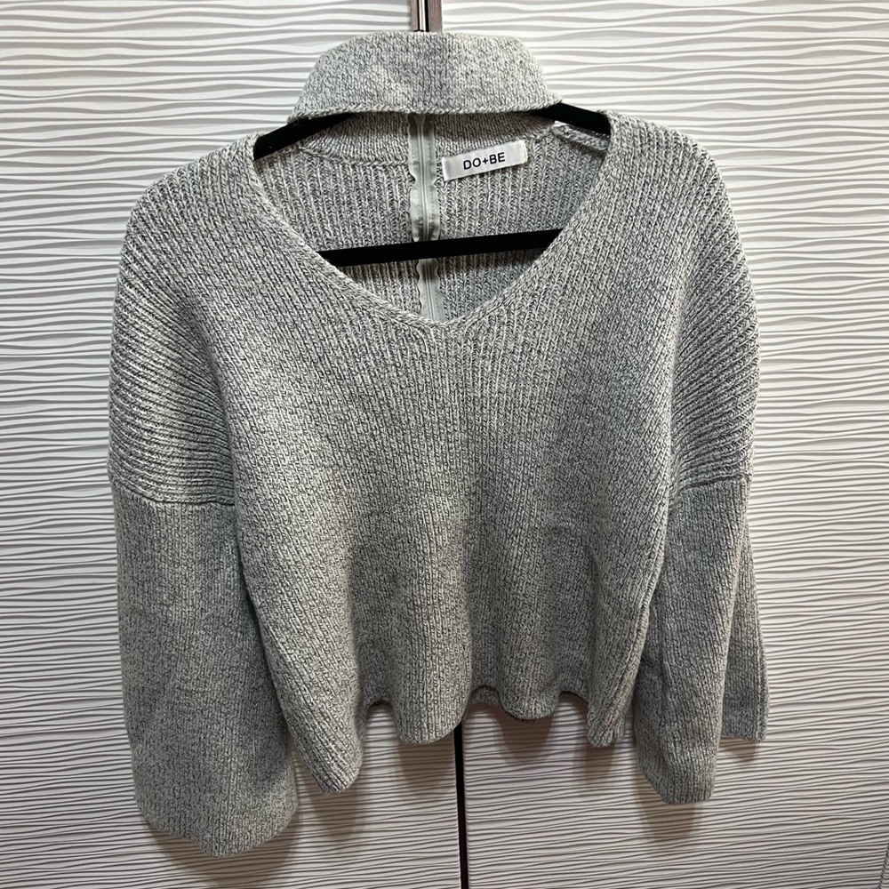 Do + Be cut out turtleneck sweater